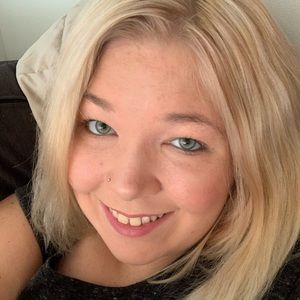 Meet your Posher, Beverly